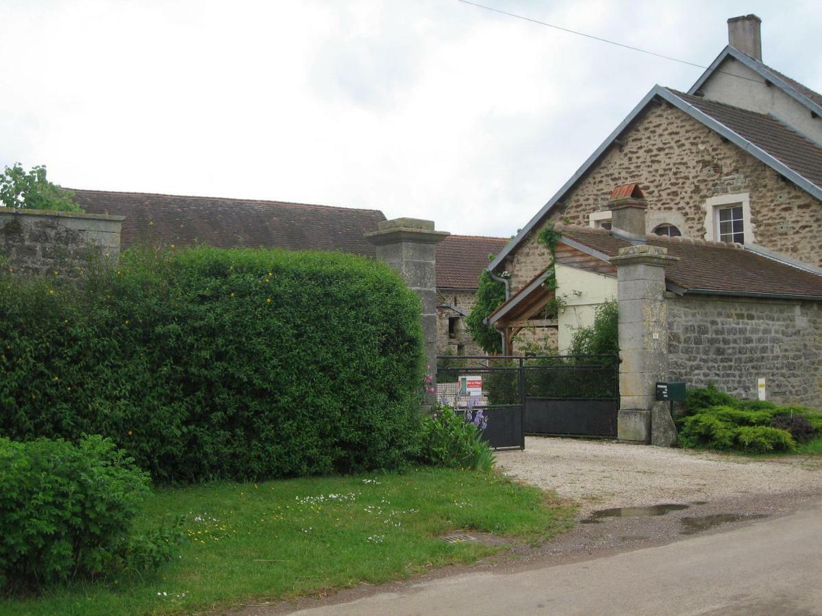 Gite Le Village Normier Exteriör bild